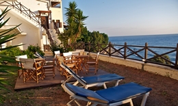 Hotel Karaoulanis Beach